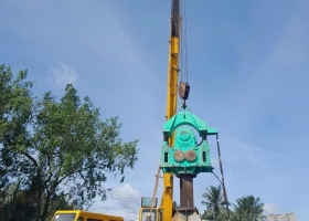 NGỌC NAM XE CẨU BẾN TRE -  THI CÔNG CỪ MÁNG BÚA RUNG  
