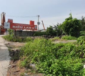  XE CẨU BẾN TRE - THI CÔNG LẮP TRẠM TRỘN TẠI MỎ CÀY BẾN TRE 