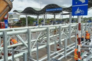 Cẩu Lấp Trạm Thu Phí Cầu Cổ Chiên bến tre- Xe cẩu bến tre 